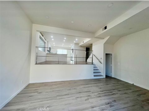 Photo of 22245 Erwin Street #18, Woodland Hills, CA 91367 (MLS # PW26083494)