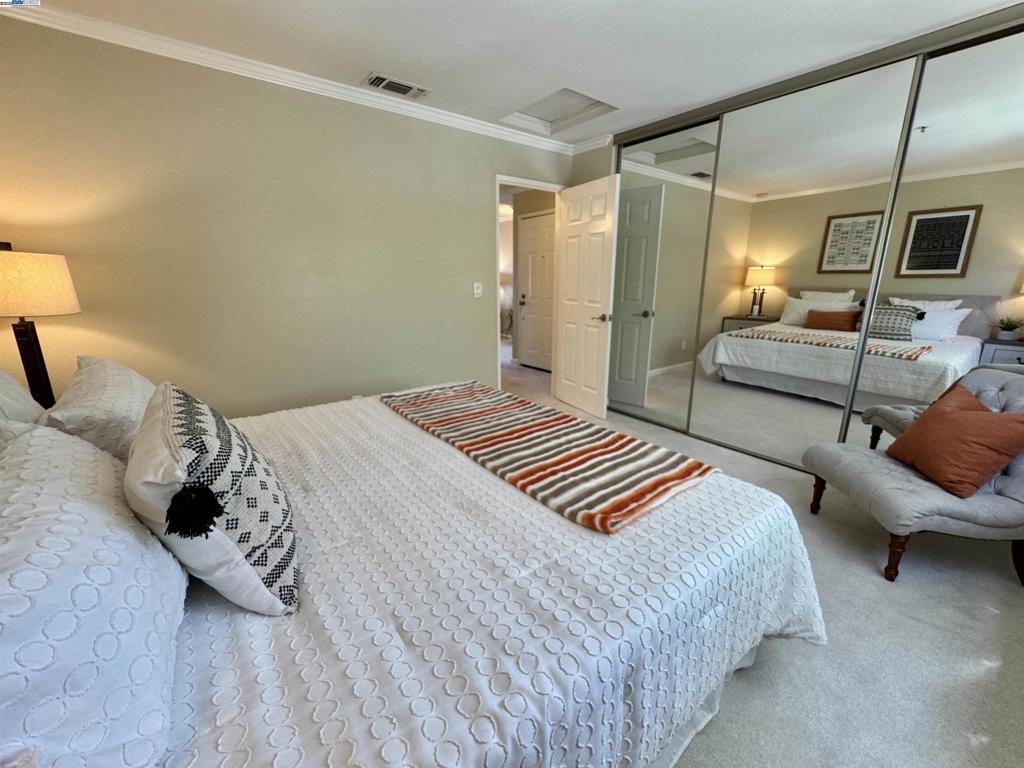 SIENNA HILLS - Residential