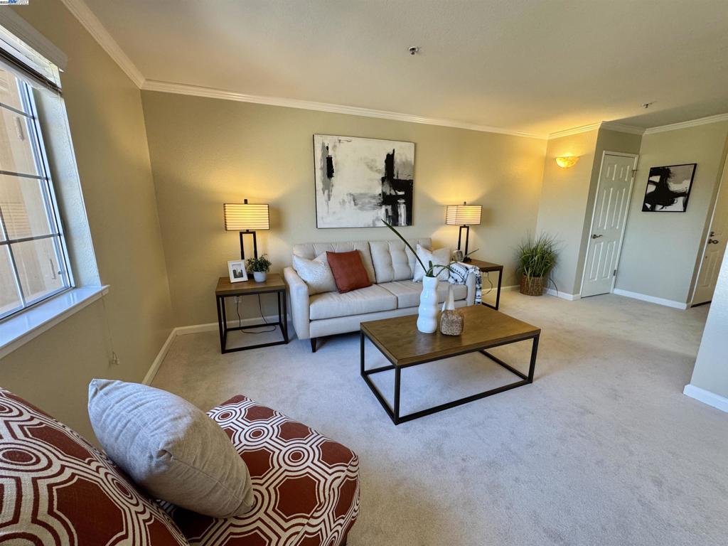 SIENNA HILLS - Residential