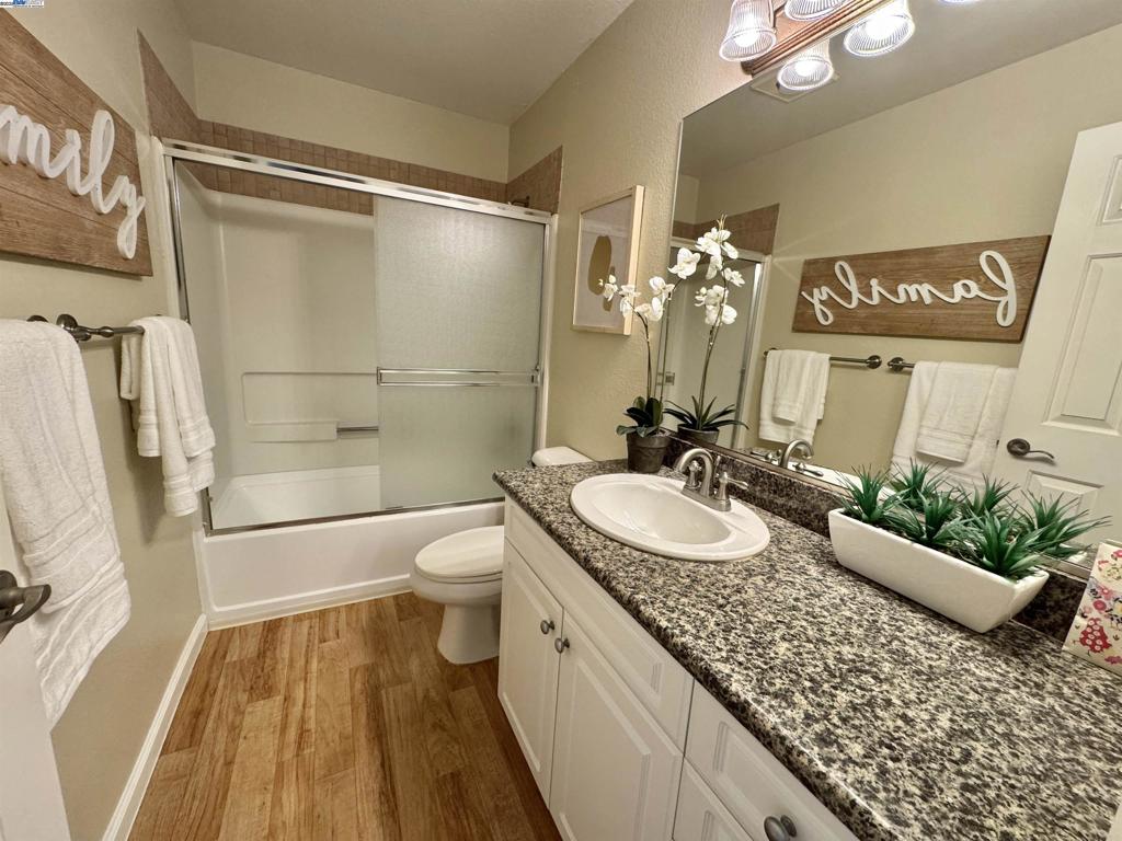 SIENNA HILLS - Residential