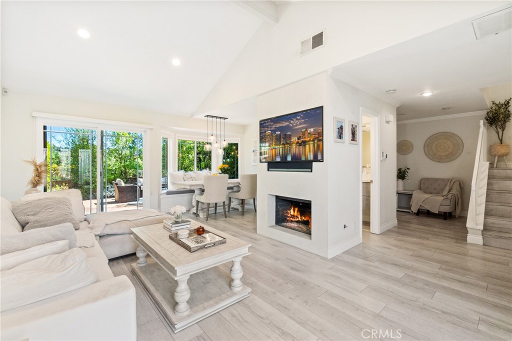 8 Clover Hill Lane 120