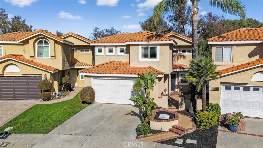 15609 Ladera Vista Drive
