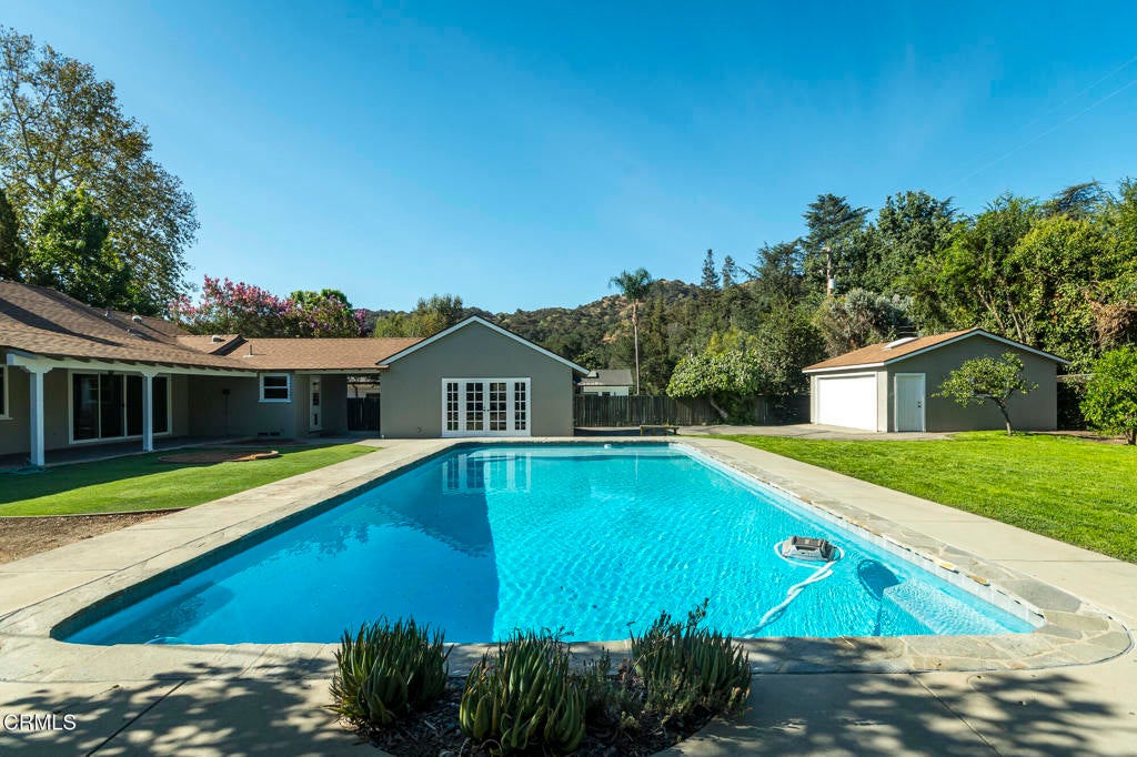 4247 Encinas Drive