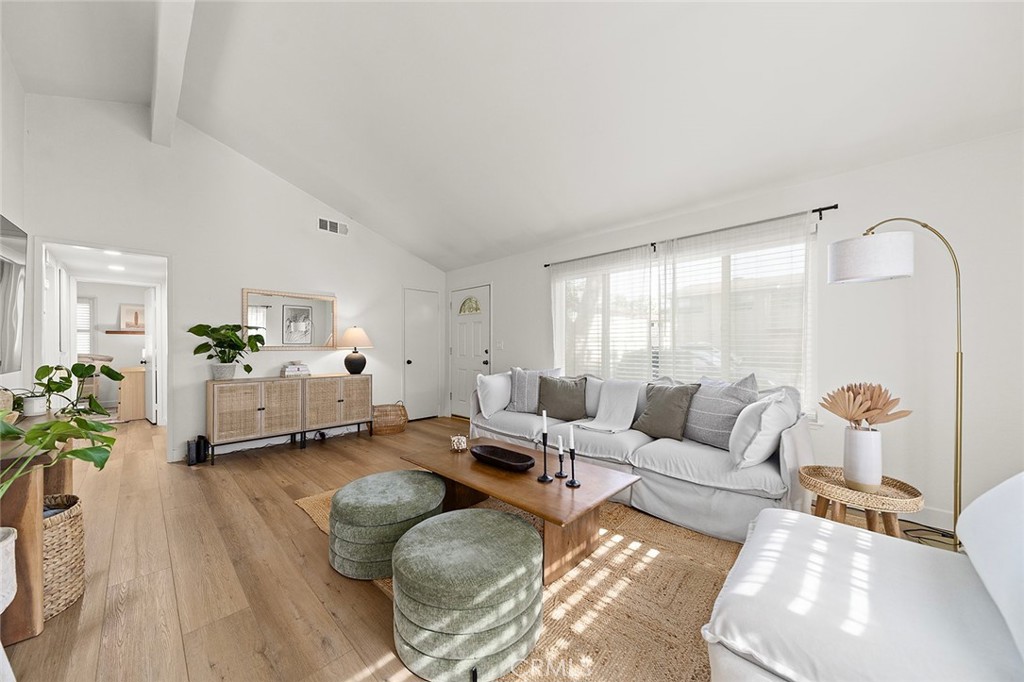 12512 Cuesta Drive