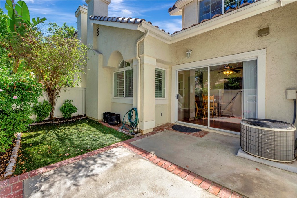 25441 Yountville 48