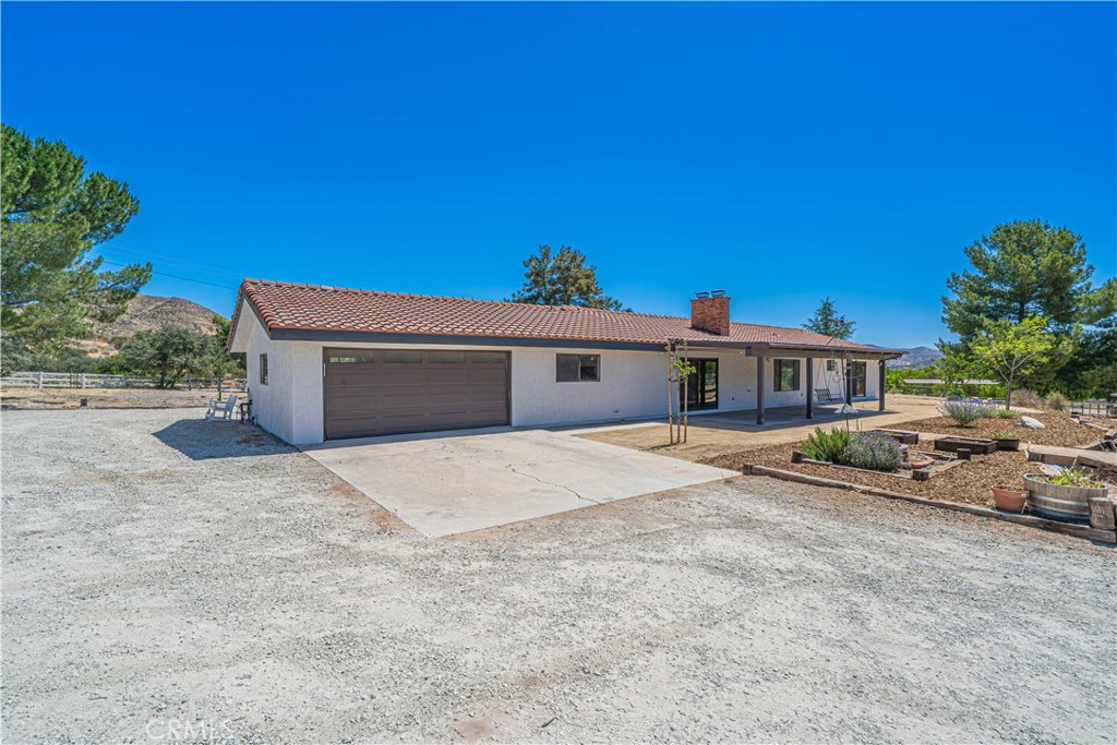 11820 Darling Rd.