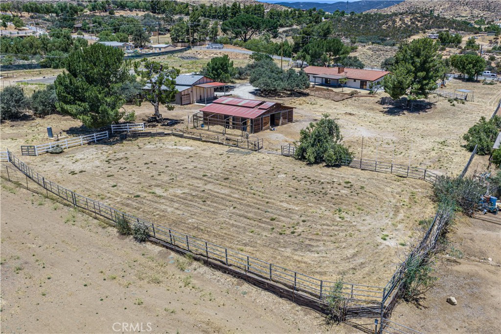 11820 Darling Rd.