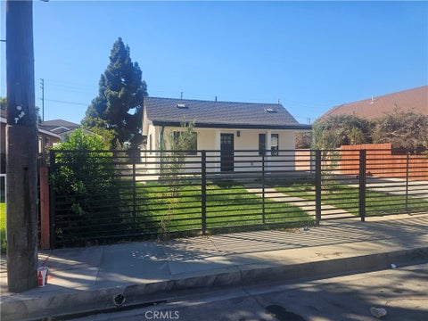 Photo of 1057 S Alma AVE, Los Angeles, CA 90023 (MLS # DW26229756)
