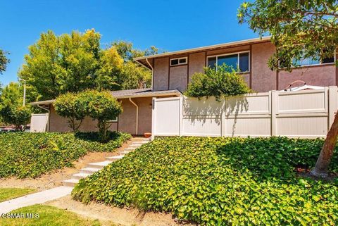 Photo of 28832 Conejo View Drive, Agoura Hills, CA 91301 (MLS # 226002770)