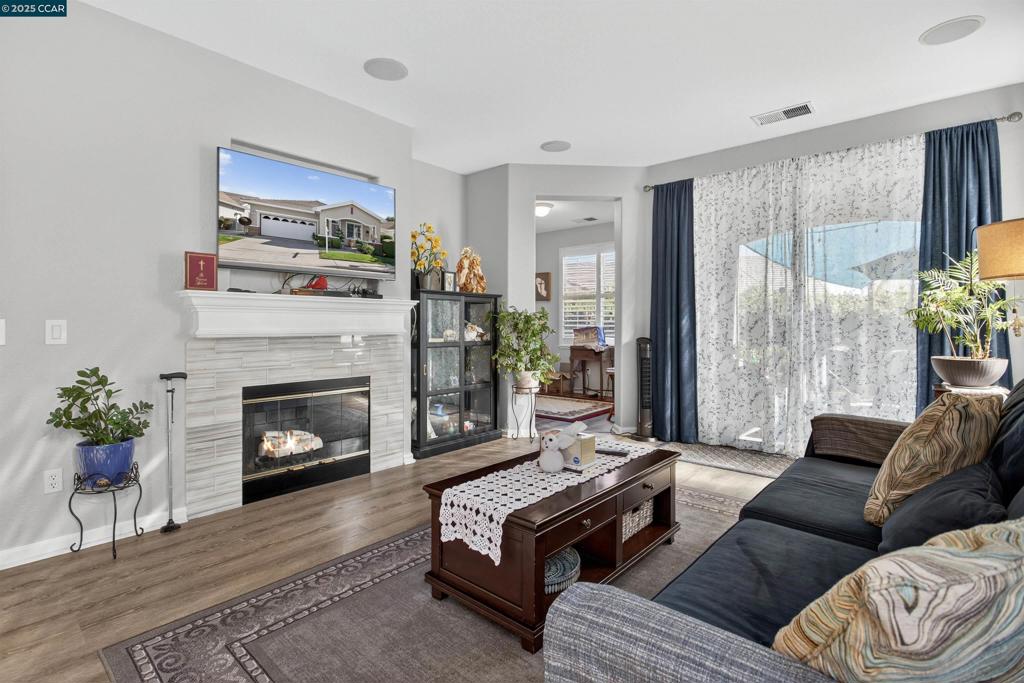 SUMMERSET - Residential