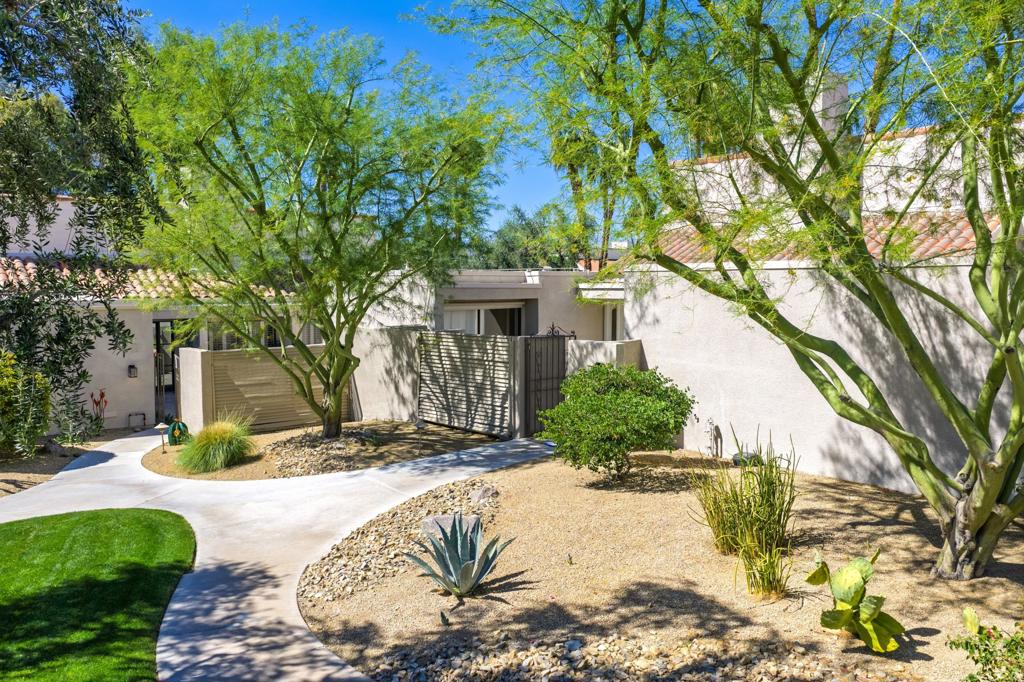 34915 Mission Hills Drive