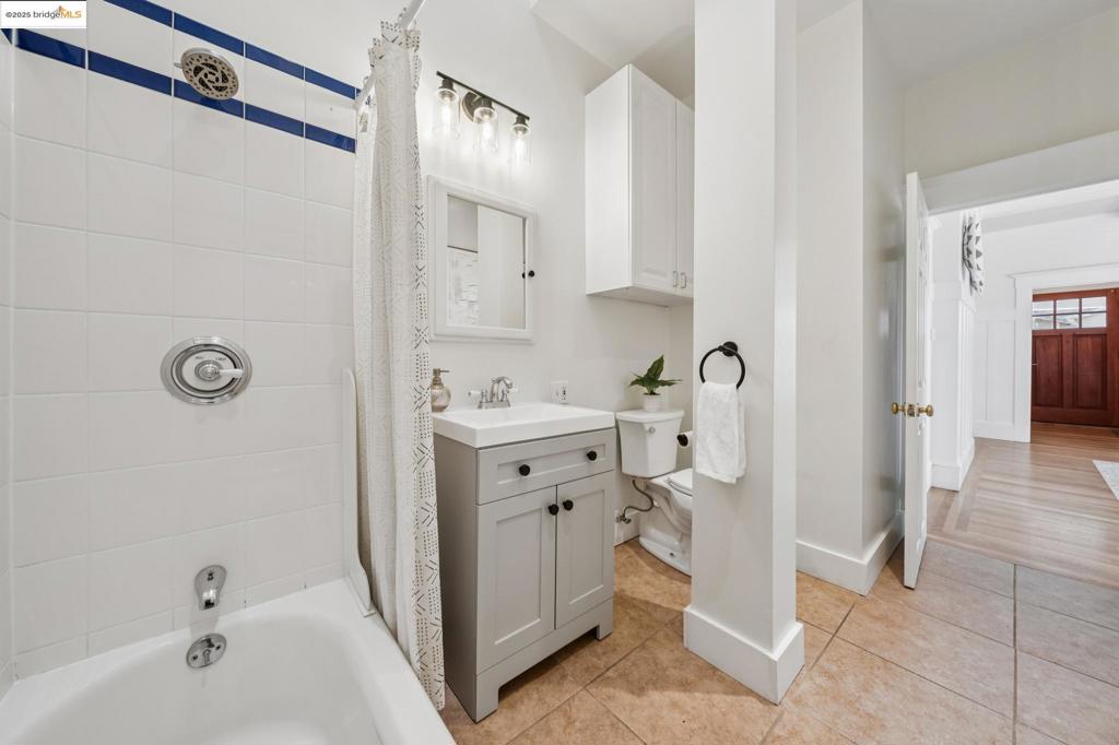 TEMESCAL/R.RIDGE - Residential Income