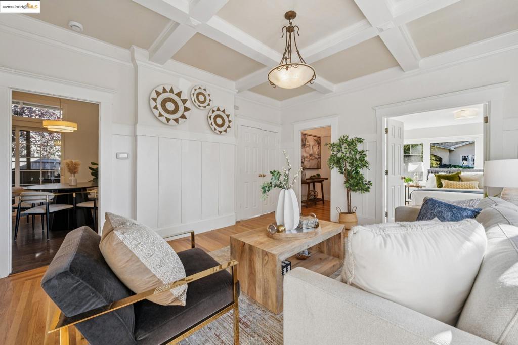 TEMESCAL/R.RIDGE - Residential Income