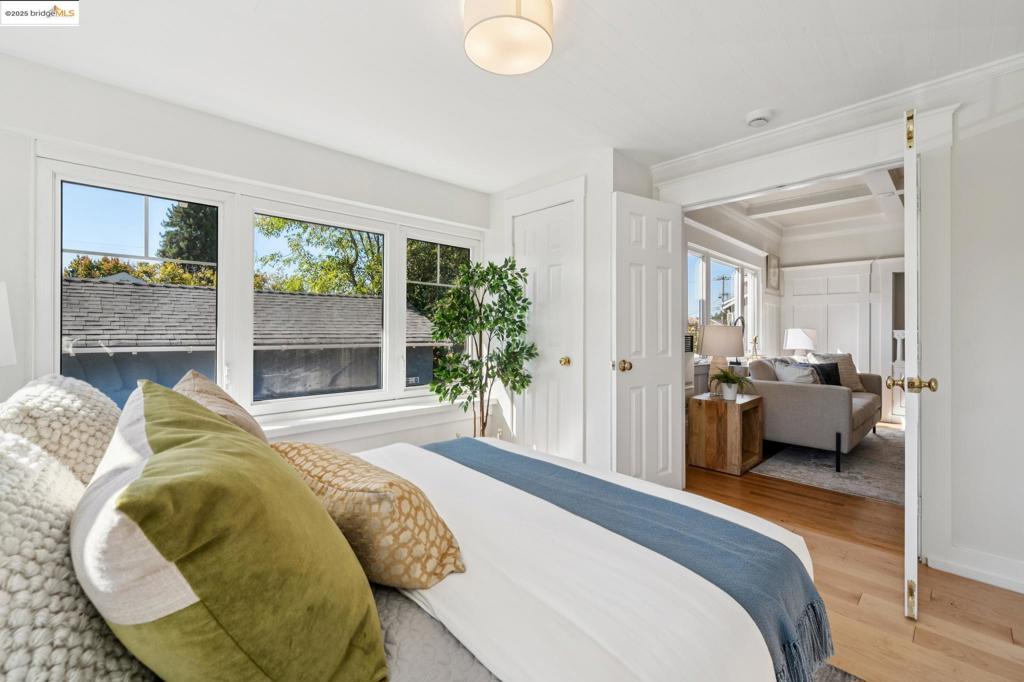 TEMESCAL/R.RIDGE - Residential Income