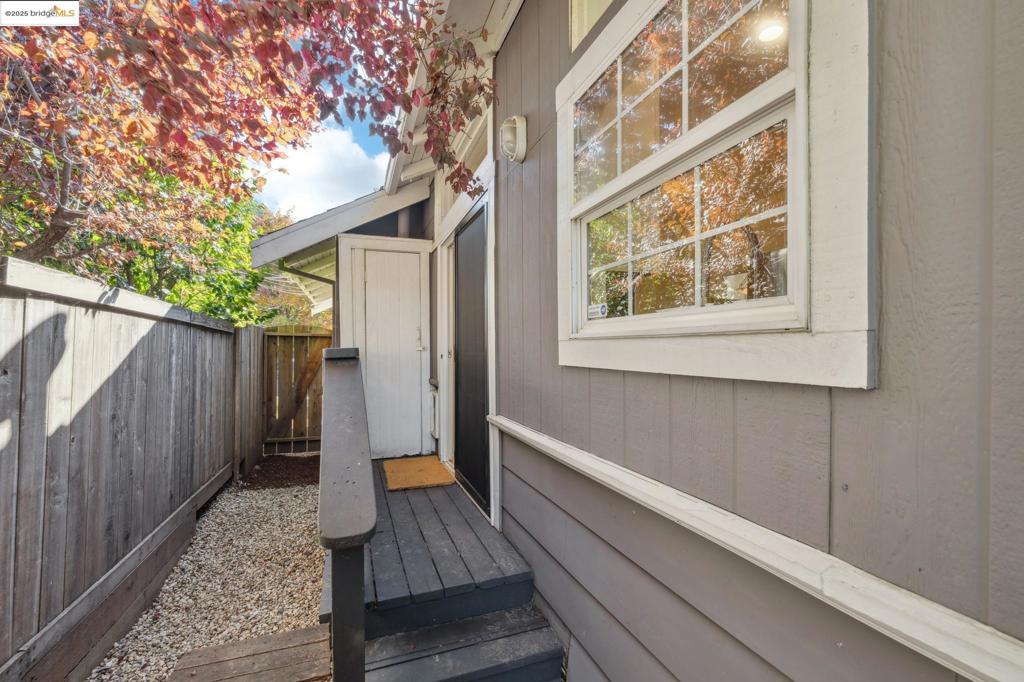 TEMESCAL/R.RIDGE - Residential Income