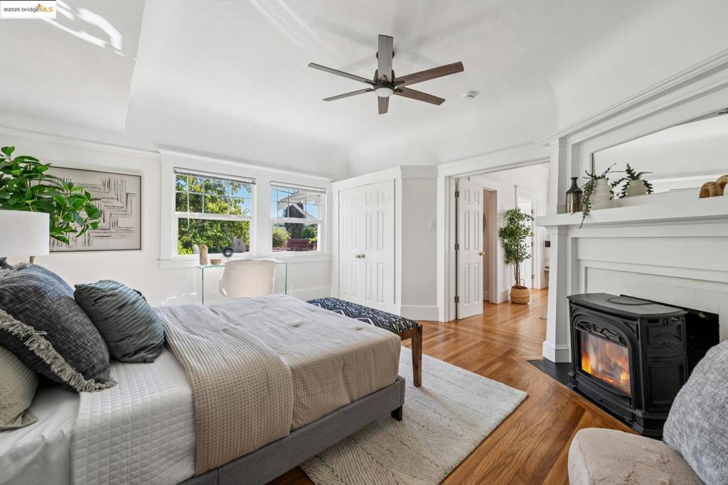 TEMESCAL/R.RIDGE - Residential Income