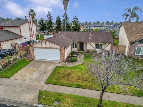 Photo of 15465 Raymond Avenue, Fontana, CA 92336 (MLS # CV26033861)