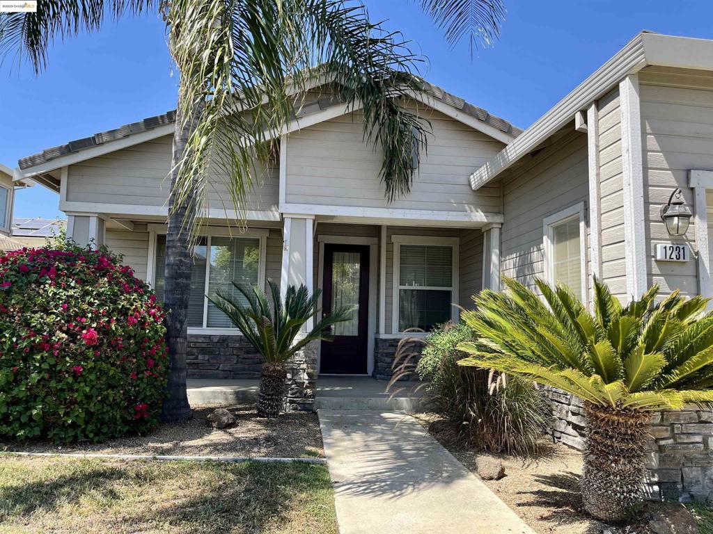 VERY CLEAN SINGLE STORY 3 BD, 2 BA, 3 CAR GARAGE. NEW CARPETS! ROOMY KITCHEN W/ISLAND REFRIGERATOR INCLUDED, FAMILY ROOM W/FIREPLACE, BUILT-IN DESK/CABINETS IN HALLWAY, PRIMARY BD W/FIREPLACE & SLIDER TO BACKYD, NEW LAMINATE FLOORING IN PRIMARY BATH, LAUNDRY RM W/CUPBOARDS, WASHER & DRYER INCLUDED. XTRA FRIG IN GARAGE. LOW MAINT BACKYD, GARDENER INCLUDED. WALK TO PARK Apply with RentSpree https://apply.link/XMEtlK8