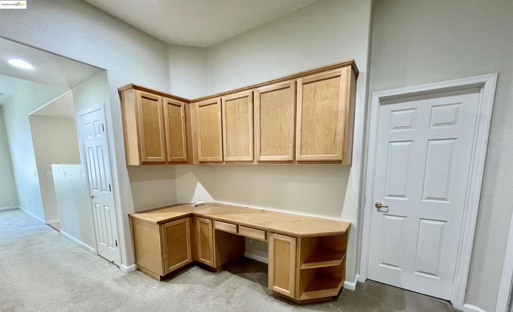 BRENTWOOD - Residential Lease