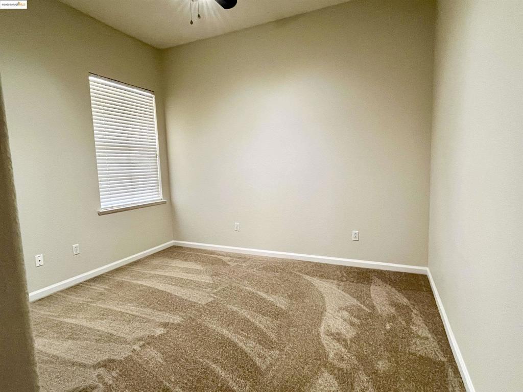 BRENTWOOD - Residential Lease