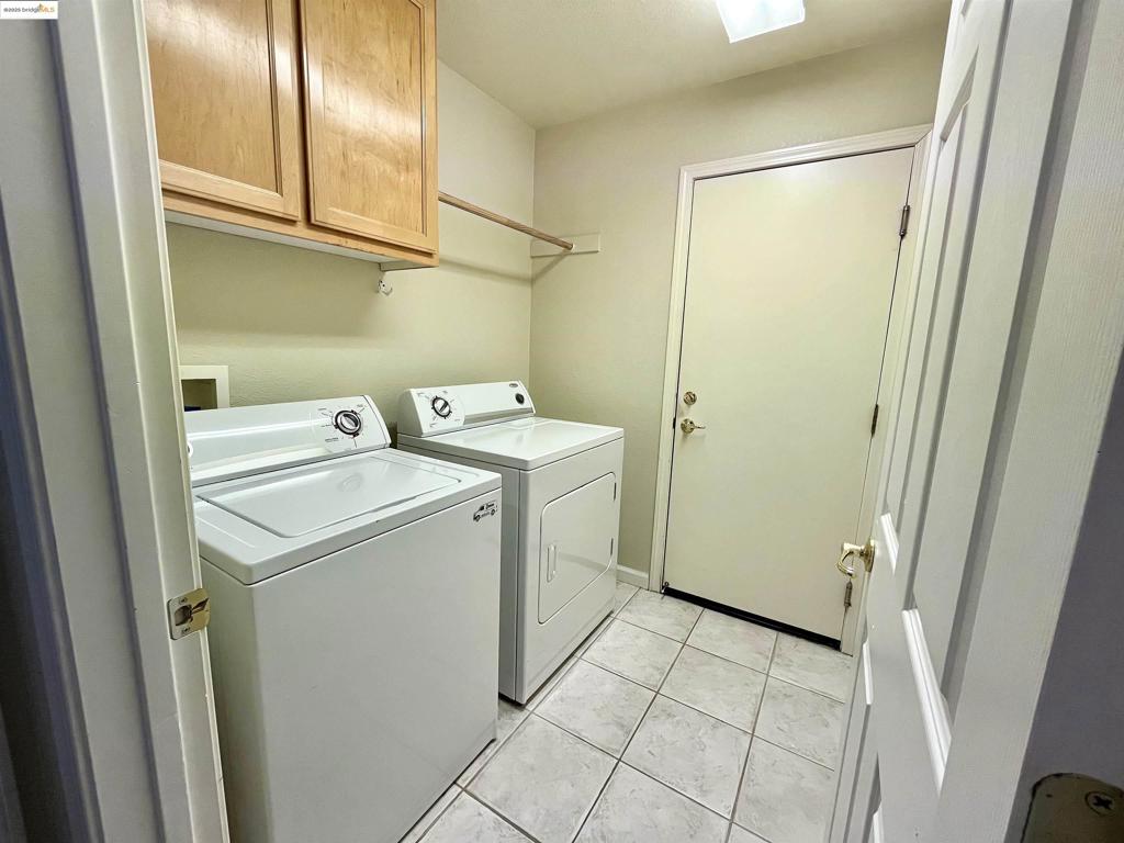 BRENTWOOD - Residential Lease