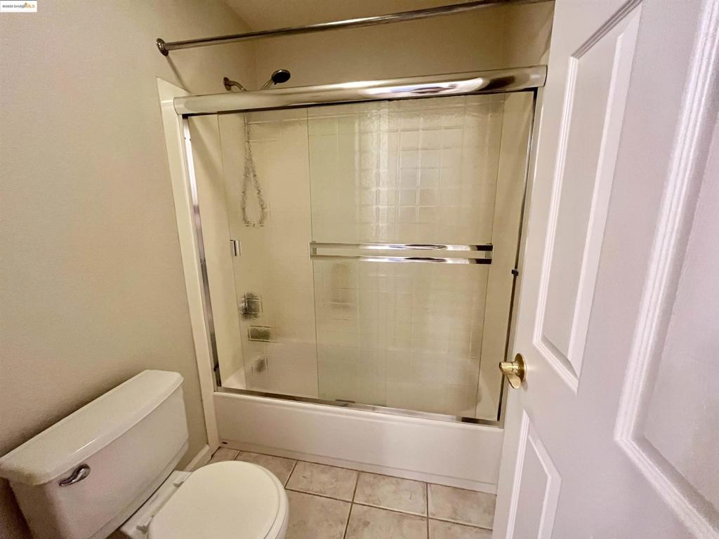 BRENTWOOD - Residential Lease