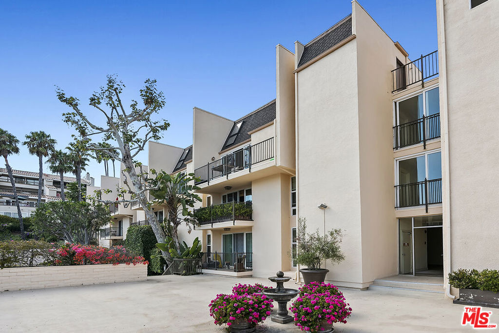 23901 Civic Center Way 122