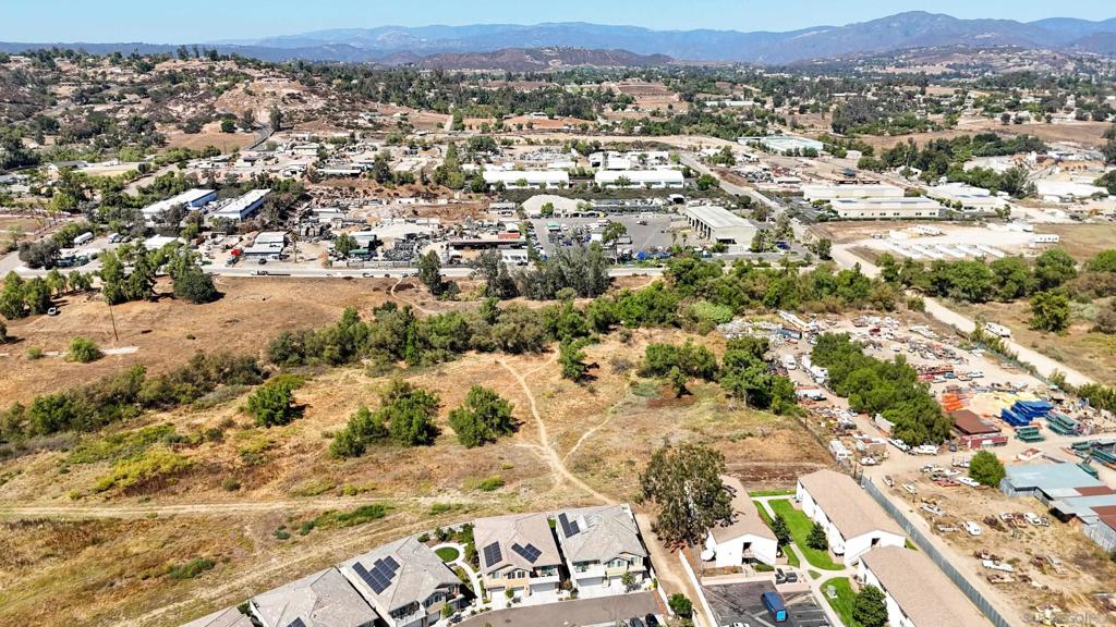 Ramona - Land