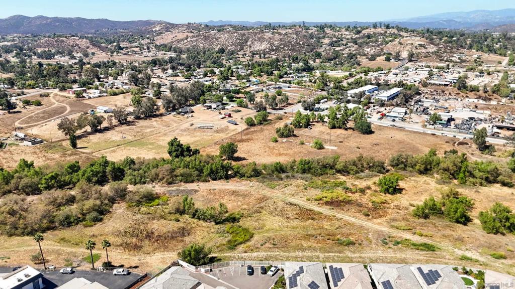 Ramona - Land