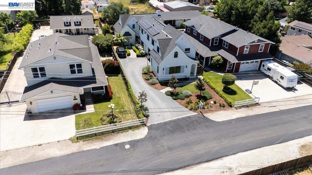 3550 Vine St, Pleasanton CA 94566