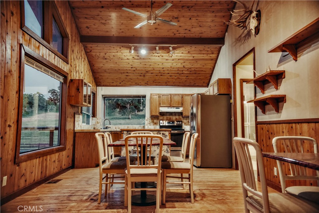 12020 Burris Lane