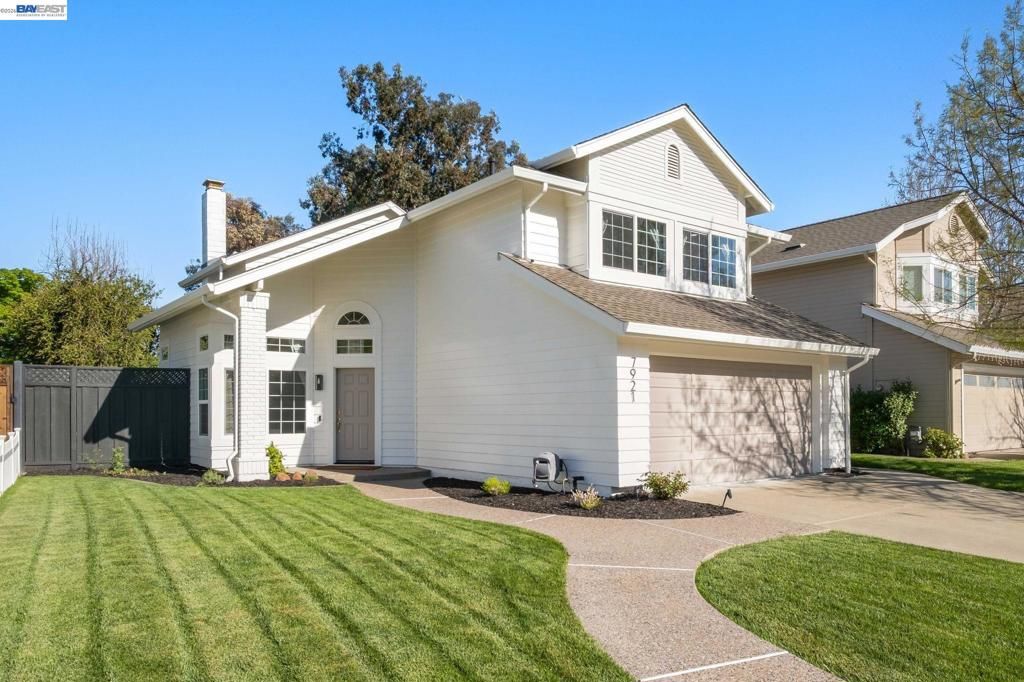 Photo of 7921 Crossridge Dr Rd, Dublin, CA 94568 (MLS # 41128552)