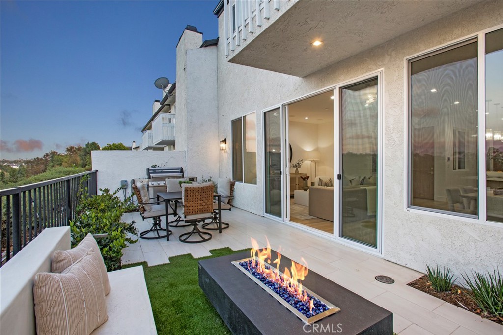El Niguel Terrace (ENT) - Residential