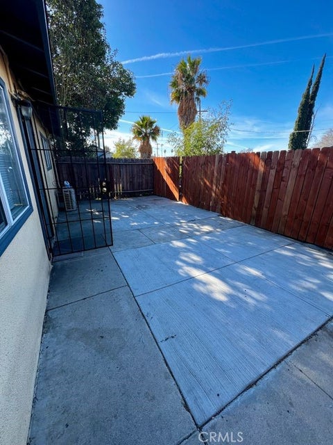 Photo of 944 N Crescent AVE, San Bernardino, CA 92410 (MLS # IV26213413)