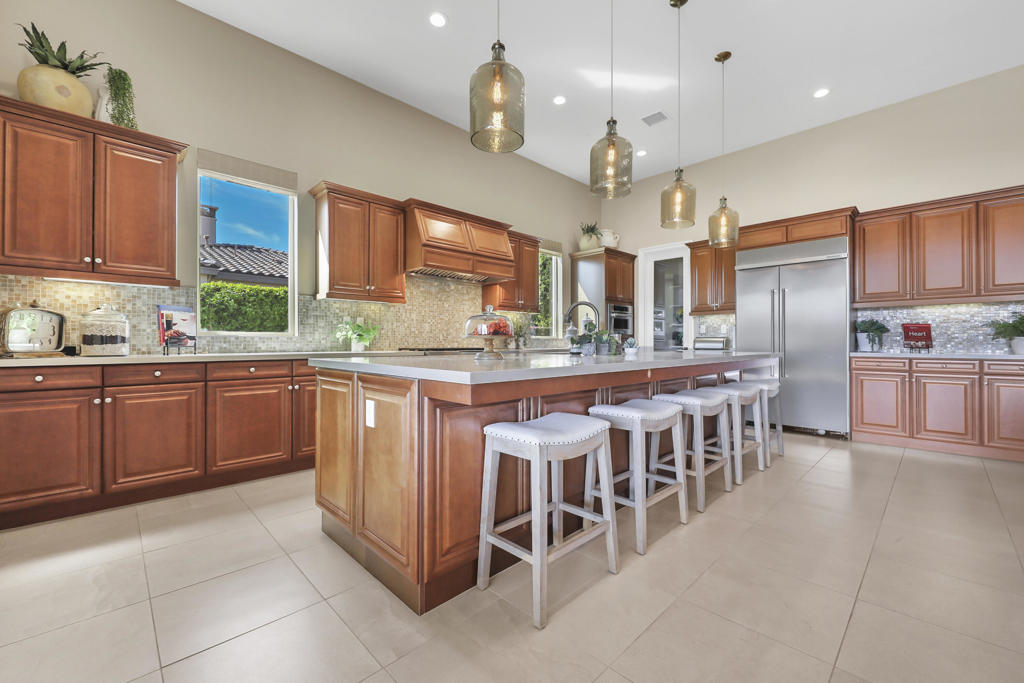 55080 Autumn Valley Court