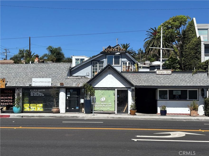 Welcome to the heart of the desirable Hip District! This large studio apartment offers an unbeatable coastal lifestyle, just a short walk to boutique shops, popular restaurants, and the beach. The unit is bright and comfortable, featuring a full kitchen, beautiful skylights, and modern conveniences like an in-unit washer/dryer and air conditioning. You'll also benefit from extra storage space and ample parking. As an added bonus, there is a possibility of leasing a small commercial spot on the property—perfect for a live/work opportunity. Don't miss this fantastic location!