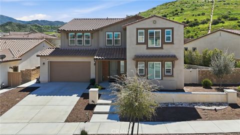 Photo of 25251 Golden Maple Dr, Canyon Country, CA 91387 (MLS # IN26056935)