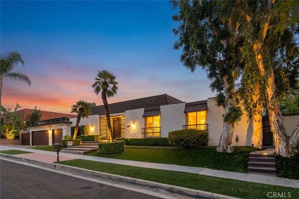 17180 Ballinger Street