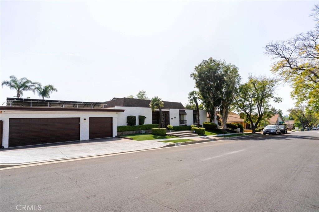 17180 Ballinger Street