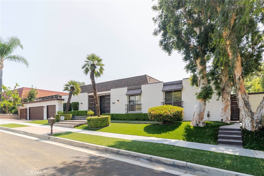 17180 Ballinger Street