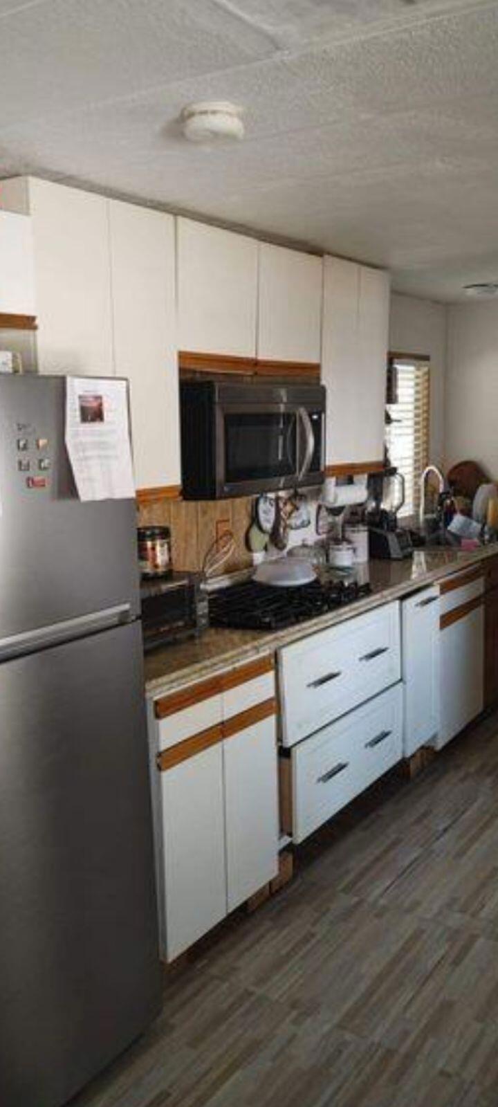 Not Applicable-1 - Manufactured In Park