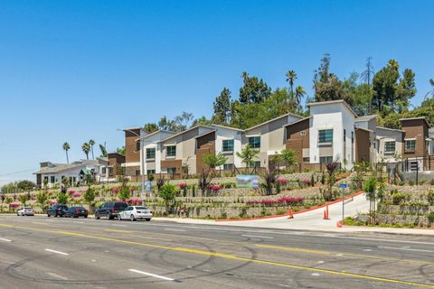 1470 S Santa Fe Ave Vista CA 92084