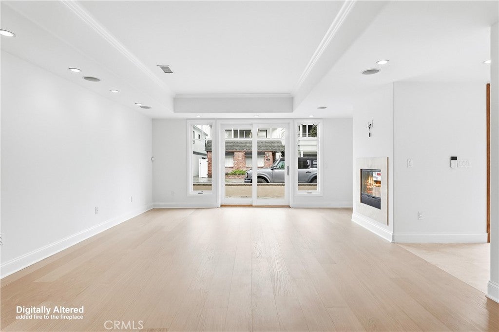 211 E Bay, Newport Beach CA 92661 - Photo 9