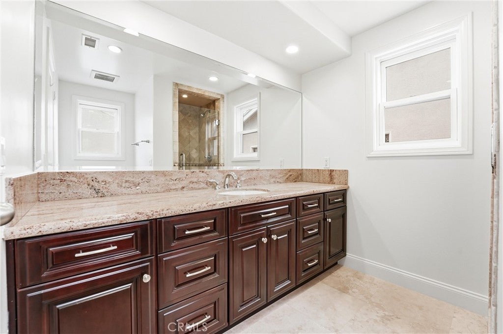 211 E Bay, Newport Beach CA 92661 - Photo 28
