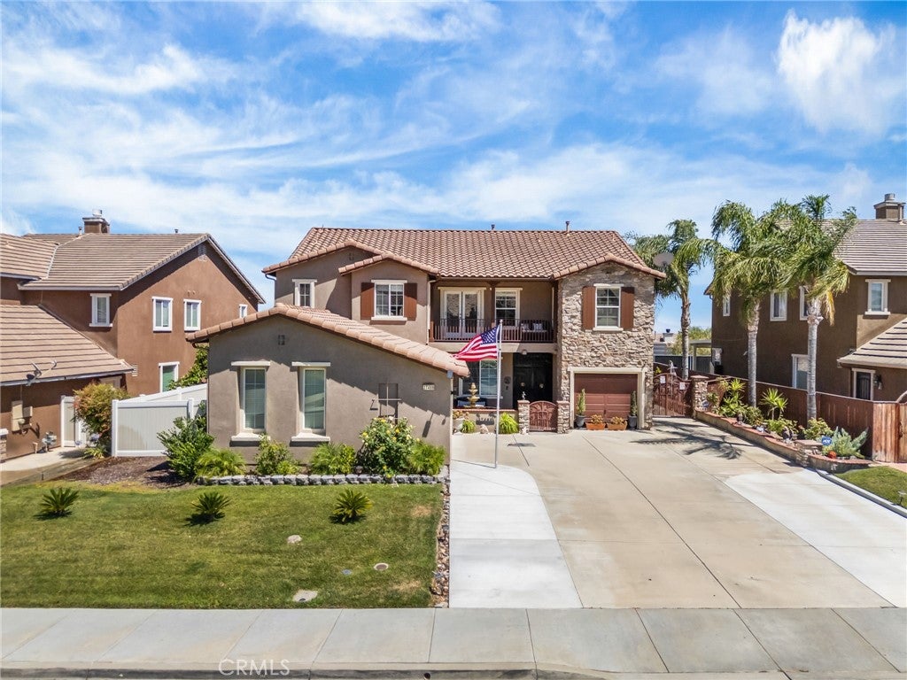 27488 Murrieta Oaks