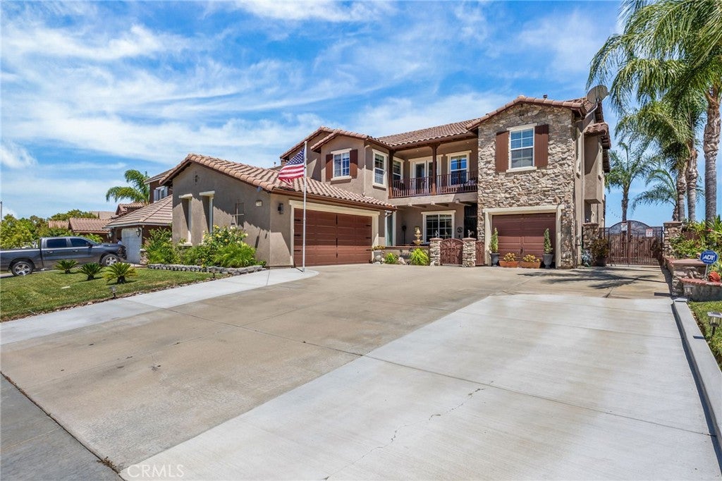 27488 Murrieta Oaks
