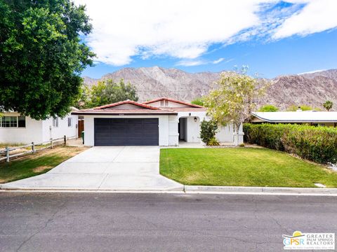 Photo of 52925 Avenida Vallejo, La Quinta, CA 92253 (MLS # 26675391PS)