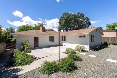 Tiny photo for 625 Moss Ave, Paso Robles, CA 93446 (MLS # NS26094255)