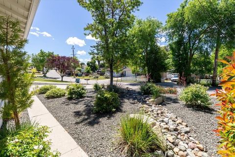 Tiny photo for 625 Moss Ave, Paso Robles, CA 93446 (MLS # NS26094255)