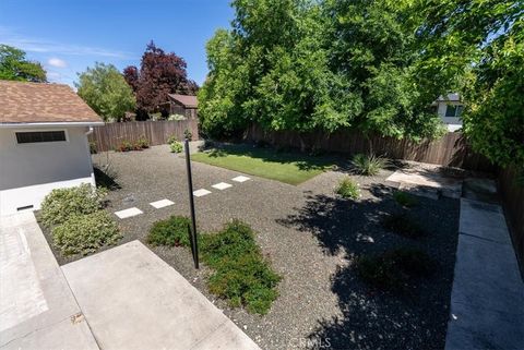 Tiny photo for 625 Moss Ave, Paso Robles, CA 93446 (MLS # NS26094255)